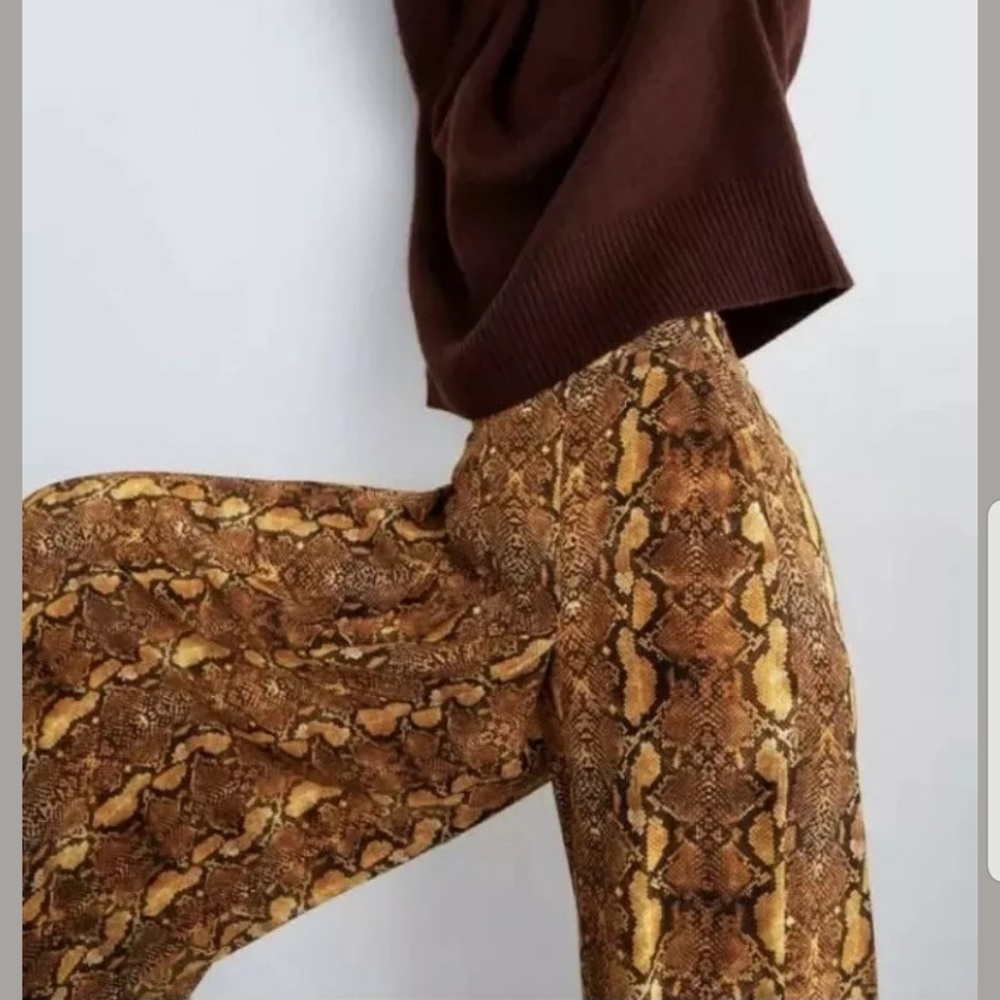 ZARA snakeskin cullotes wide leg pants small